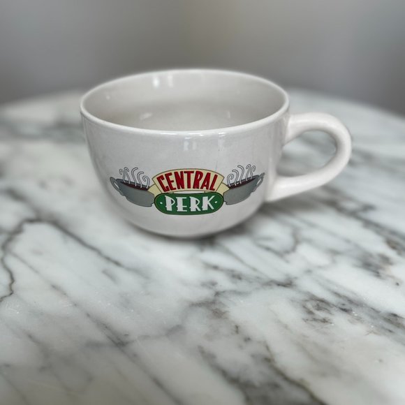 Friends Central Perk Mug - Large 20 oz. - Picture 1 of 4